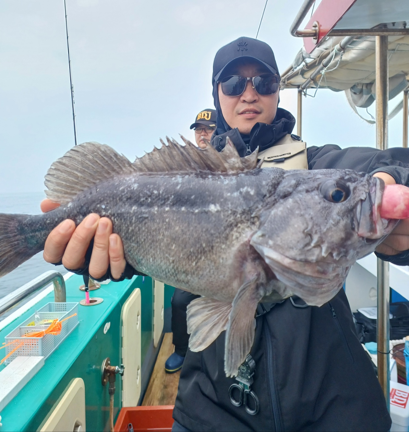 2023년6월11일 일요일 은갈매기호 다잡아외수질 출조 조황입니다.